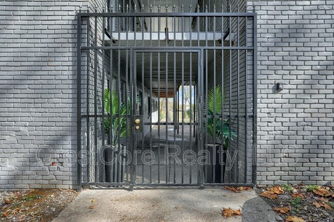 Building Photo - 799 Mississippi Blvd