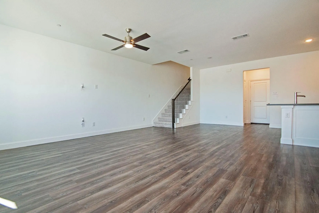 Living room and breakfast - 13207 Teton St