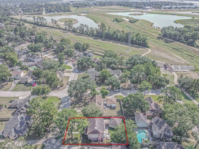 Building Photo - 11307 Canyon Trail Dr