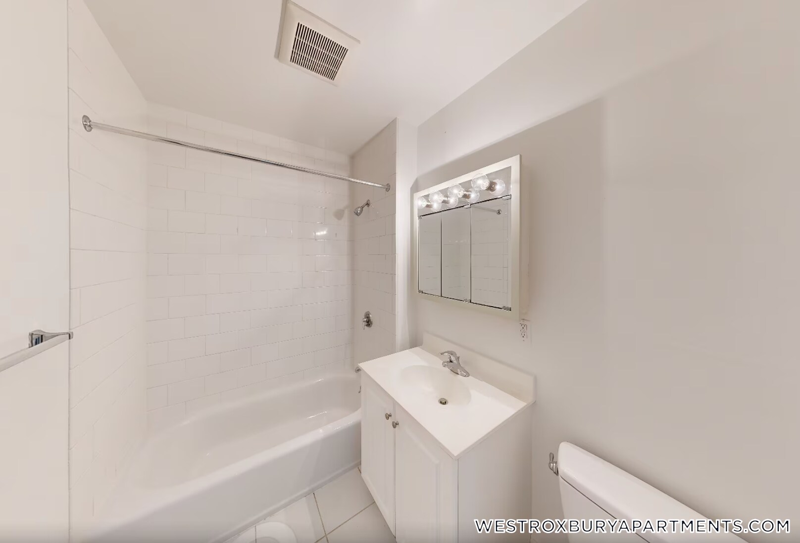 Building Photo - 126 Edgemere Rd