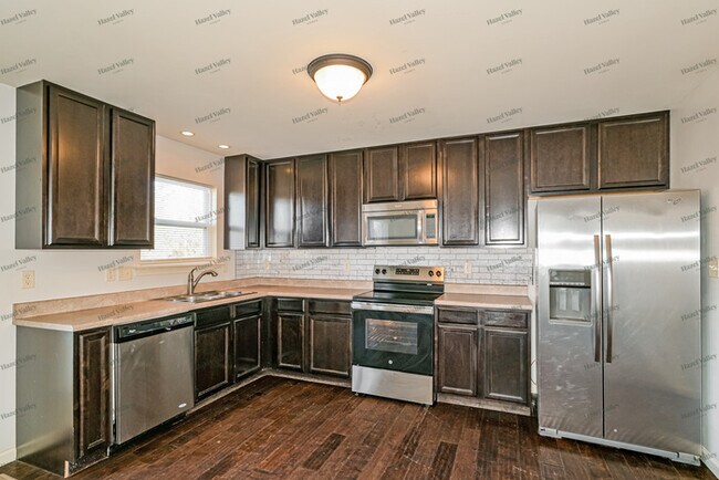 Building Photo - 75 Cimarron Summit Way