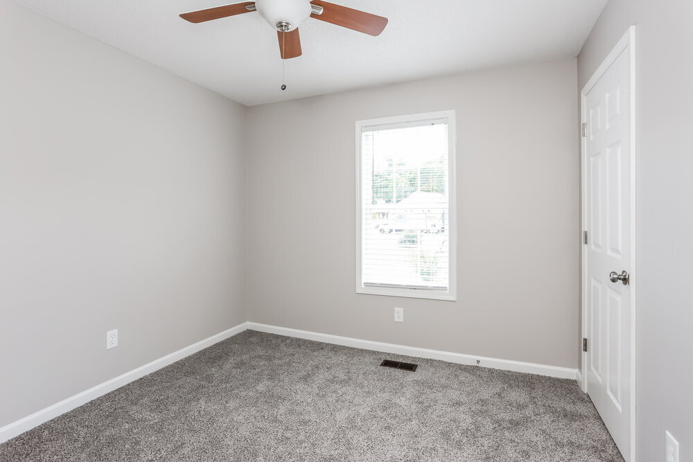 Building Photo - 639 Sheffield Ct
