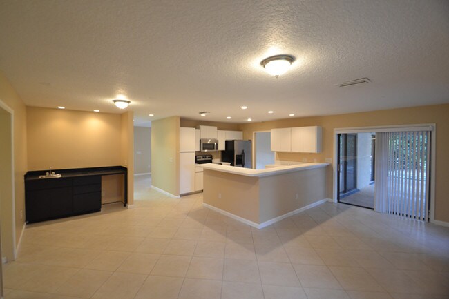 Building Photo - 14686 Horseshoe Trce