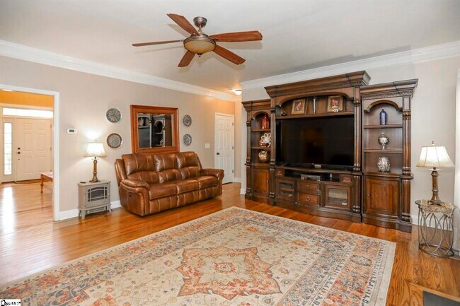 Building Photo - 441 Liberty Hwy