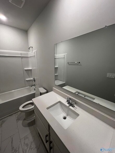 Building Photo - 159 Little Britain St