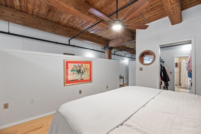 Building Photo - 1BR  Fire Street Lofts in Downtown Knoxvil...