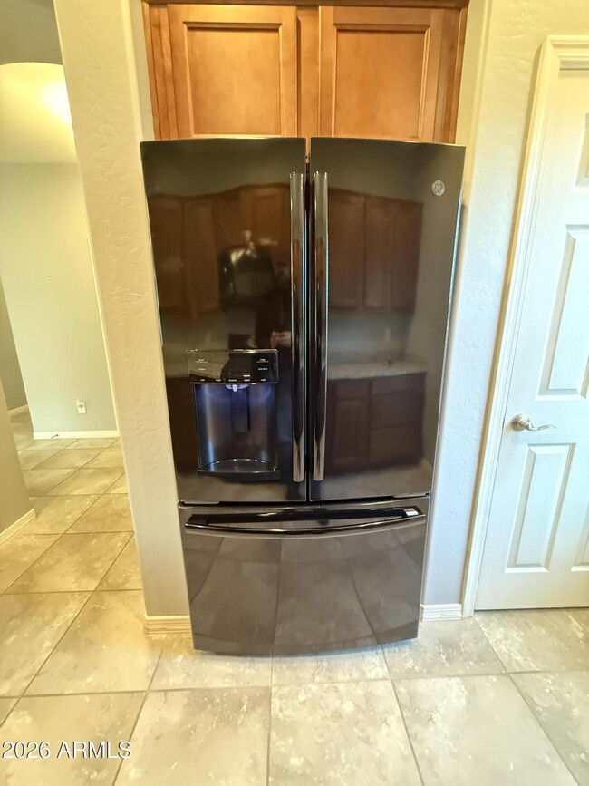 Building Photo - 1501 W Buckeye Tree Ave