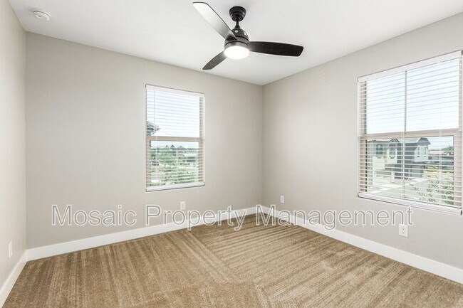 Building Photo - 4046 S 58th Ln