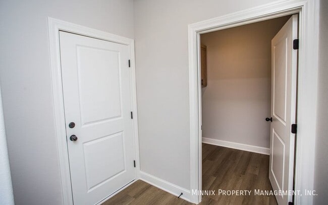 Building Photo - 2550 137th St