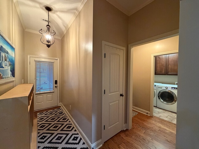 Building Photo - 61 Boulder Dr