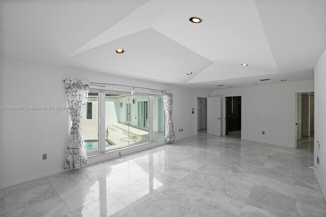 Building Photo - 1436 Mantua Ave