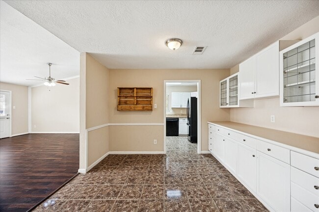 Building Photo - 17138 Barcelona Dr