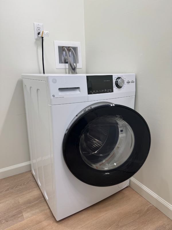 Building Photo - 34 Cross St