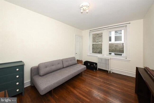 Building Photo - 427 W Sedgwick St