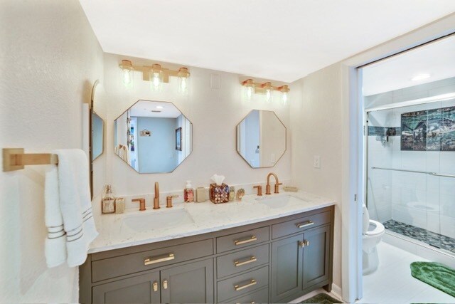 Building Photo - 6035 Sea Ranch Dr