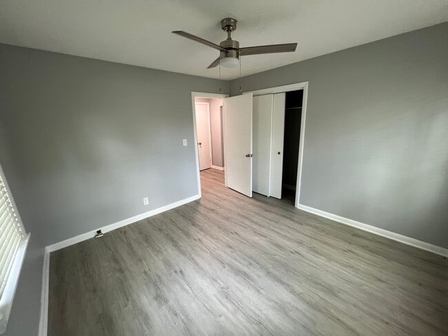 Building Photo - 12208 Ridge Crest Dr