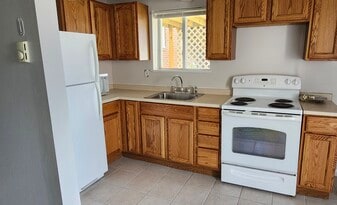 Building Photo - 317 Clearfield Ave