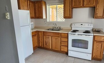 Building Photo - 317 Clearfield Ave