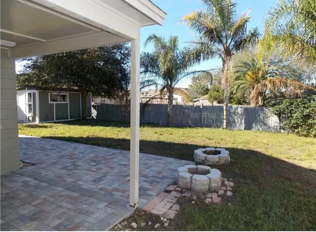 Building Photo - 1976 Excalibur Dr