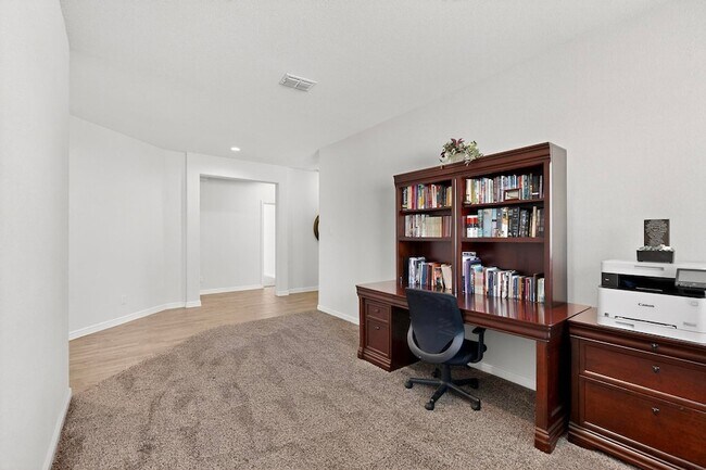 Building Photo - 1213 Pacifica Trail