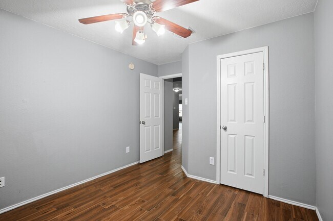 Building Photo - 20502 Holly Barr Ln