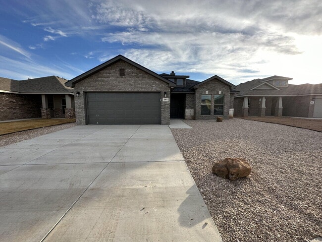 Building Photo - 2005 135th St