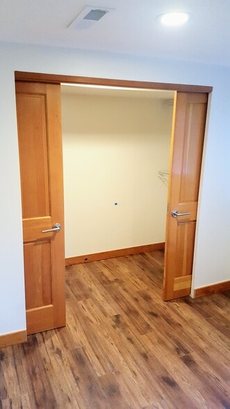 Building Photo - 12220 Densmore Ave N