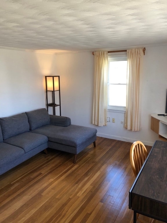 Building Photo - 43 Hillcroft Rd