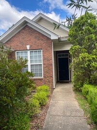 Building Photo - 300 Southmen Ln