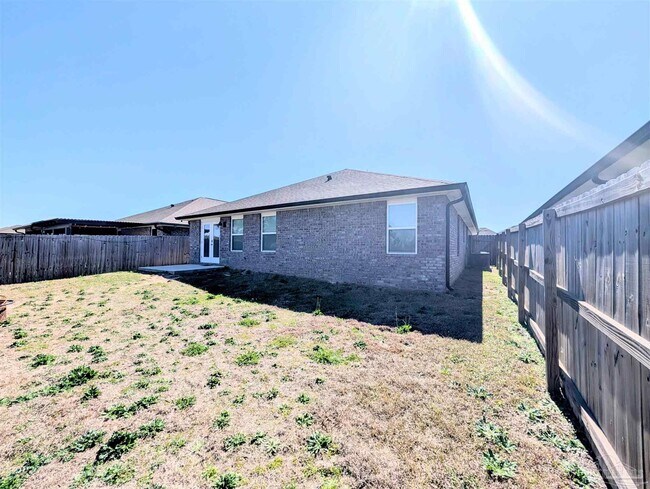 Building Photo - 7516 Oak Lake Blvd