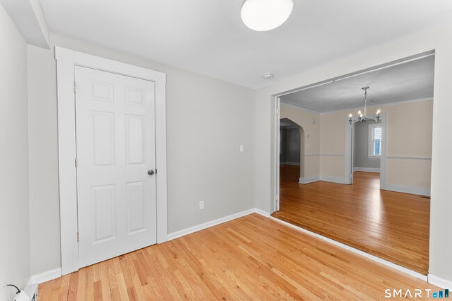 Building Photo - 41 Grasso Terrace