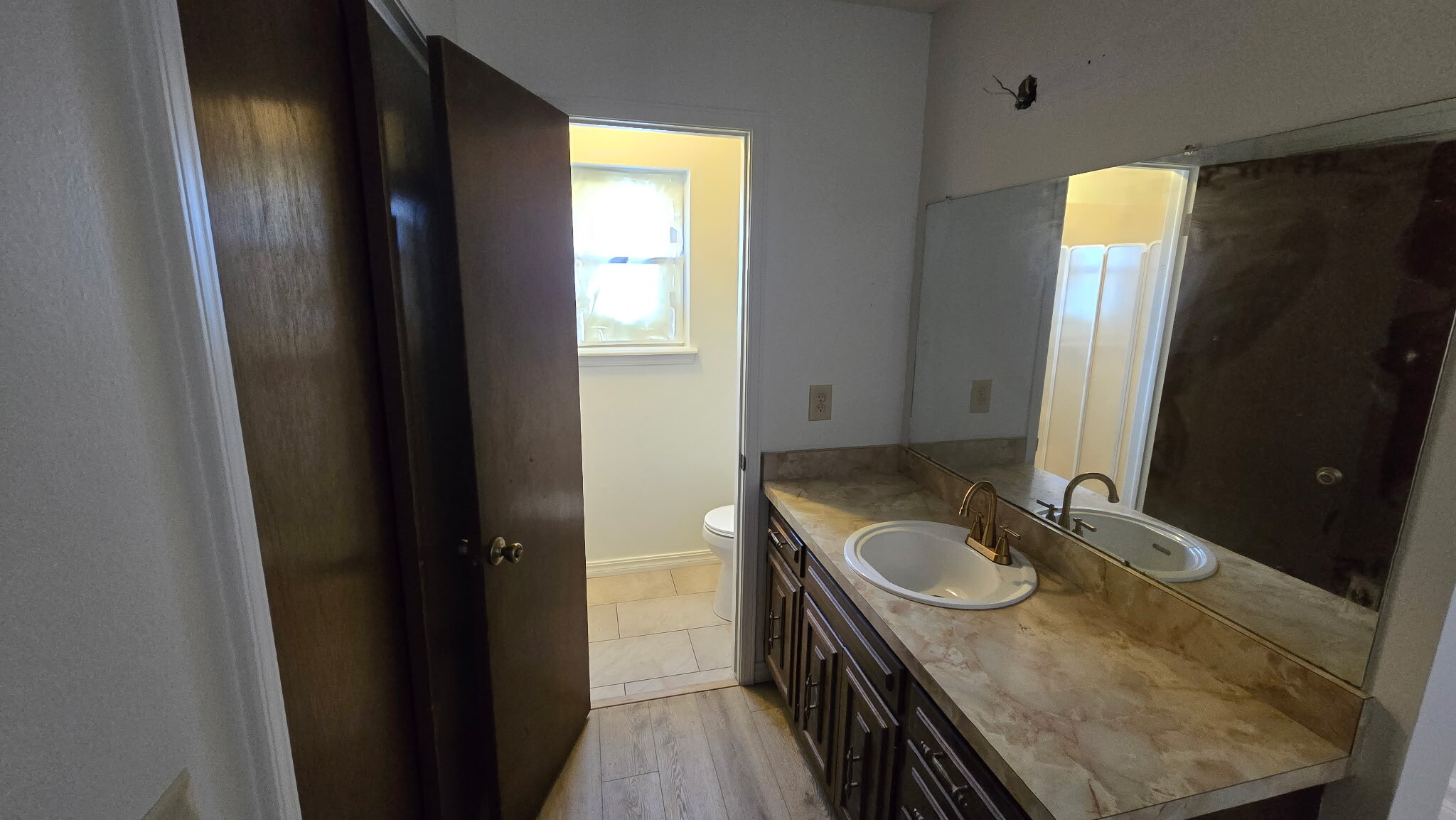 Building Photo - 2504 E 19th St