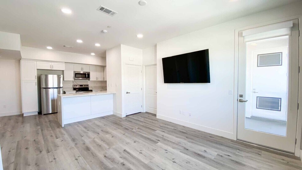 Building Photo - BC Ridgeway Apartments