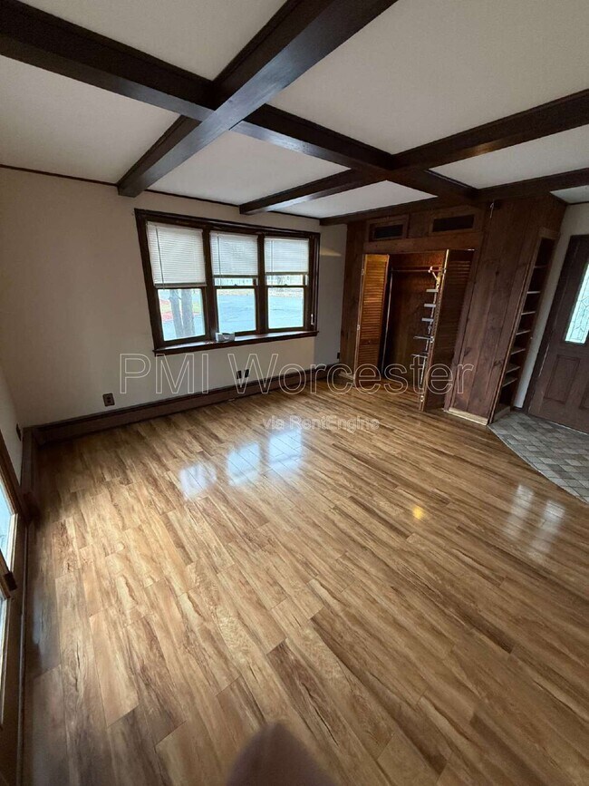 Building Photo - 26 Worthington Ave