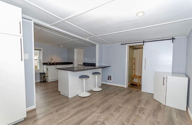 Building Photo - *Available For Immediate Move In - Lawn Ca...