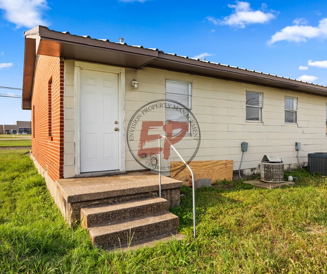 Building Photo - 4203 Compton Ln