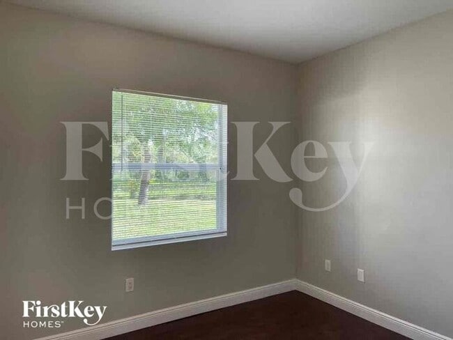 Building Photo - 16498 SW 288th Ln