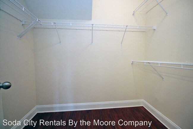 Building Photo - 2 br, 2.5 bath House - 119 Bonhomme Circle