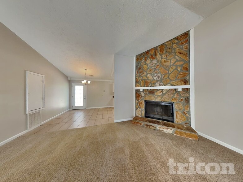 Building Photo - 3406 Owens Pass NW