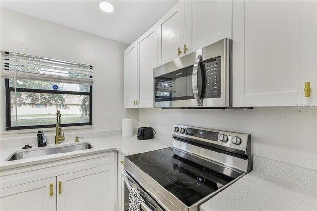 Building Photo - 1003 Engman St