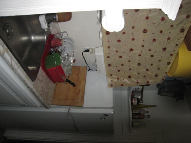 Building Photo - 28 Quint Ave