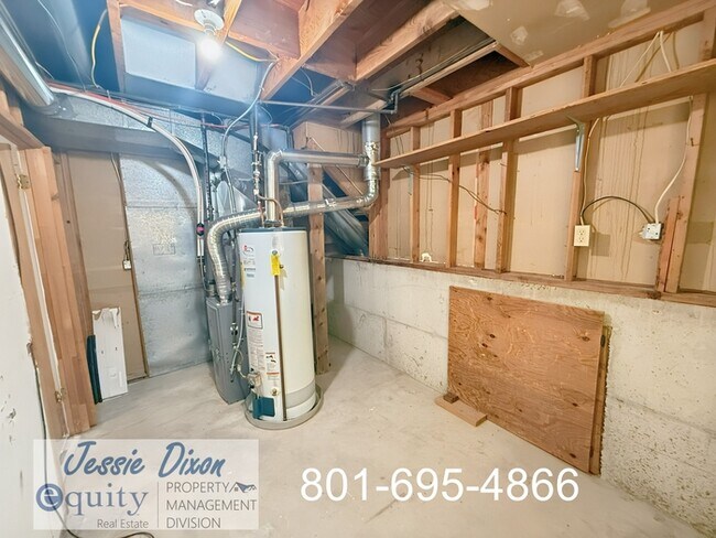 Building Photo - 6811 S 1905 W