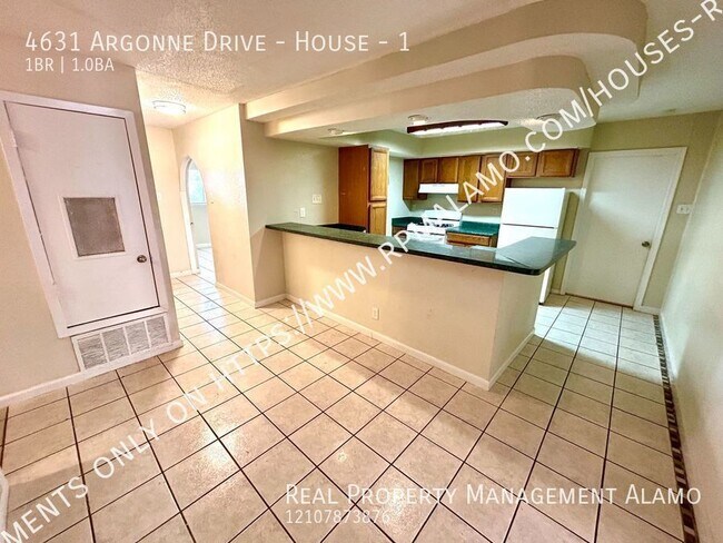 Building Photo - AVAILABLE NOW! ROOM FOR RENT!! 1 Bedroom N...