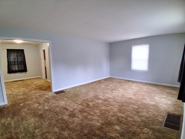 Building Photo - 928 N Griffin St