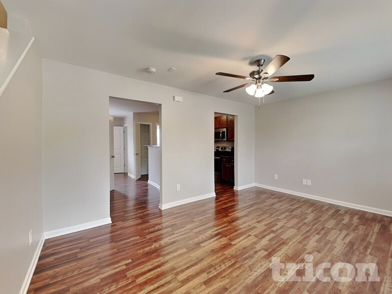 Building Photo - 12437 Stumptown Rd