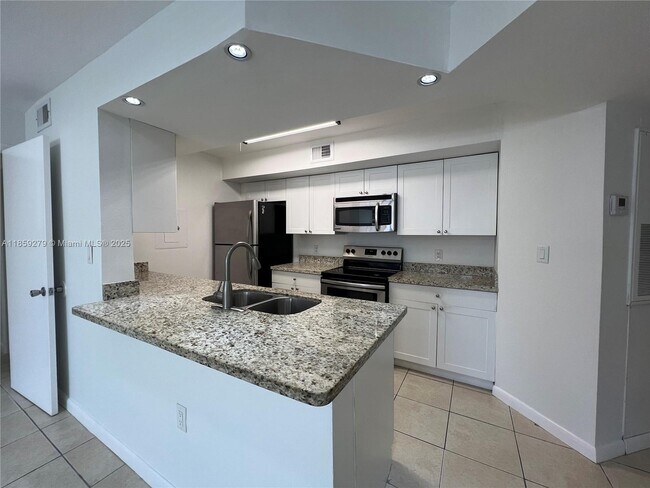 Building Photo - 15591 SW 105th Terrace