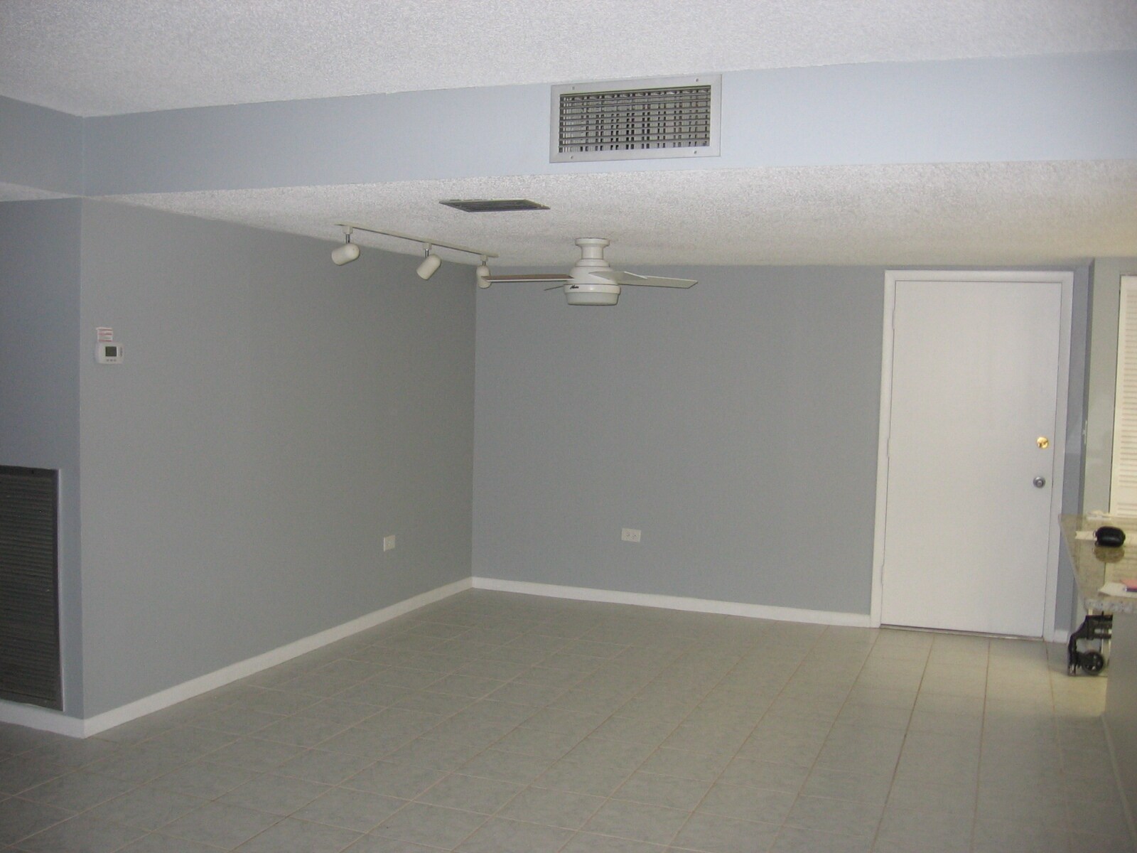 Dining Area - 500 Treasure Island Causeway