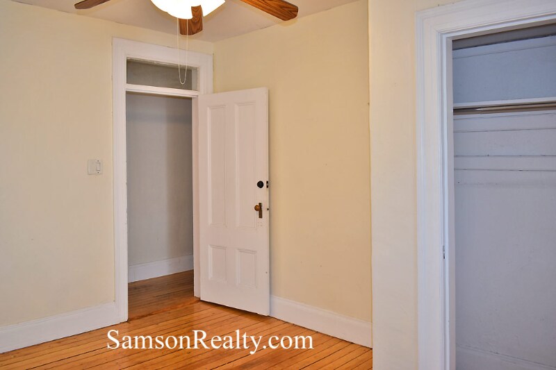 Building Photo - 111 Bowen St