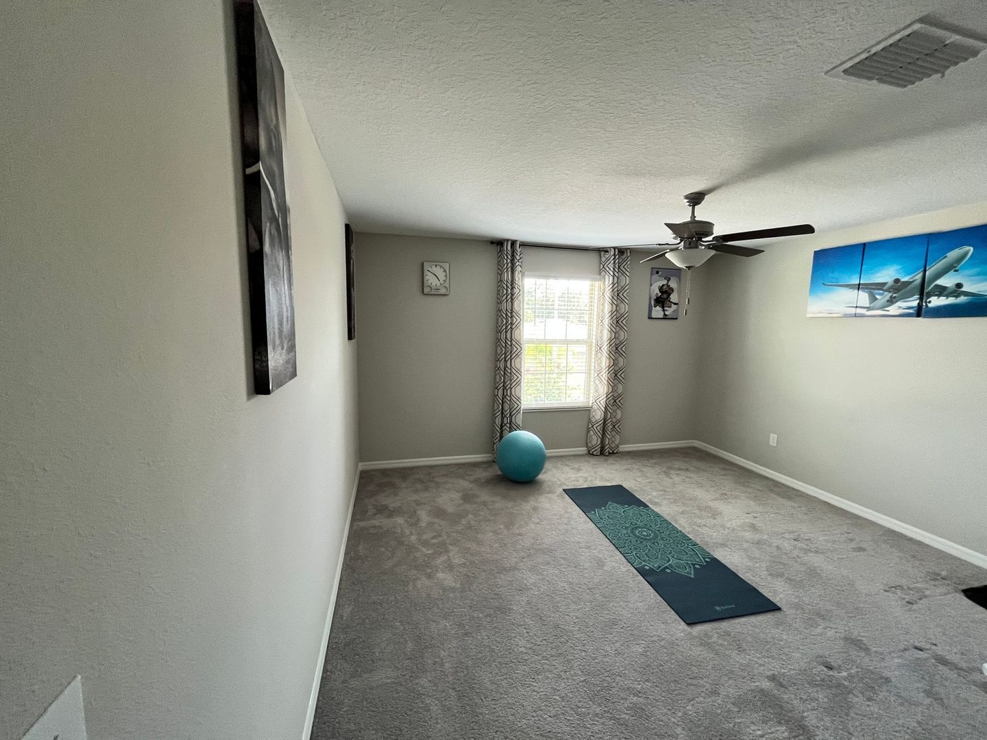 Building Photo - 10521 Strawberry Tetra Dr
