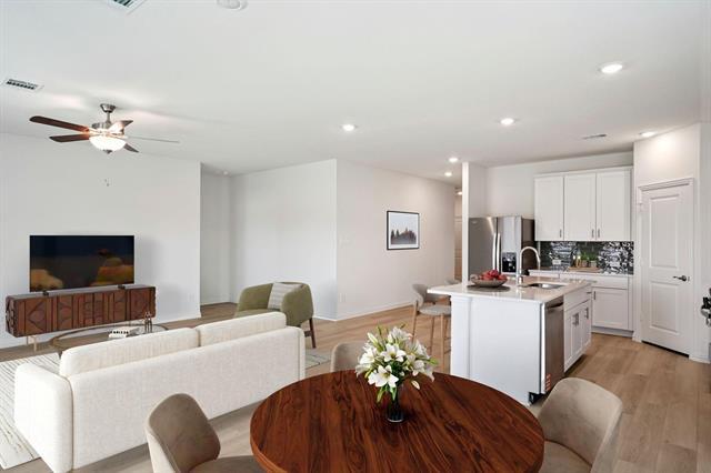 Building Photo - 537 Sierra Rdg